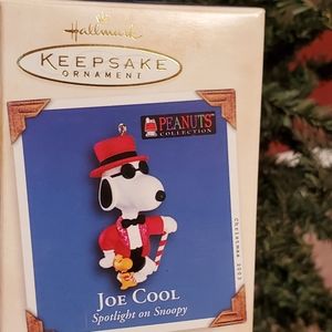 Snoopy Holiday Ornament